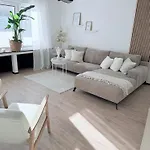 R Apartamento