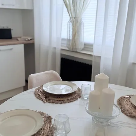 Apartament R