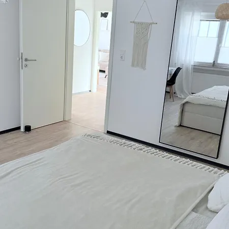 R Apartment