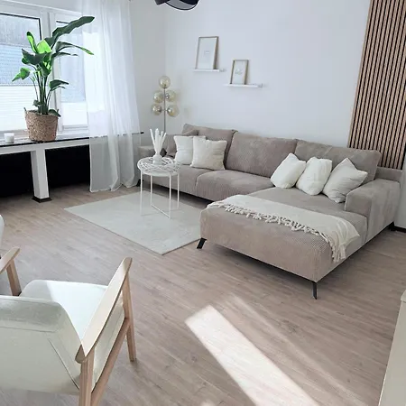 R Apartment